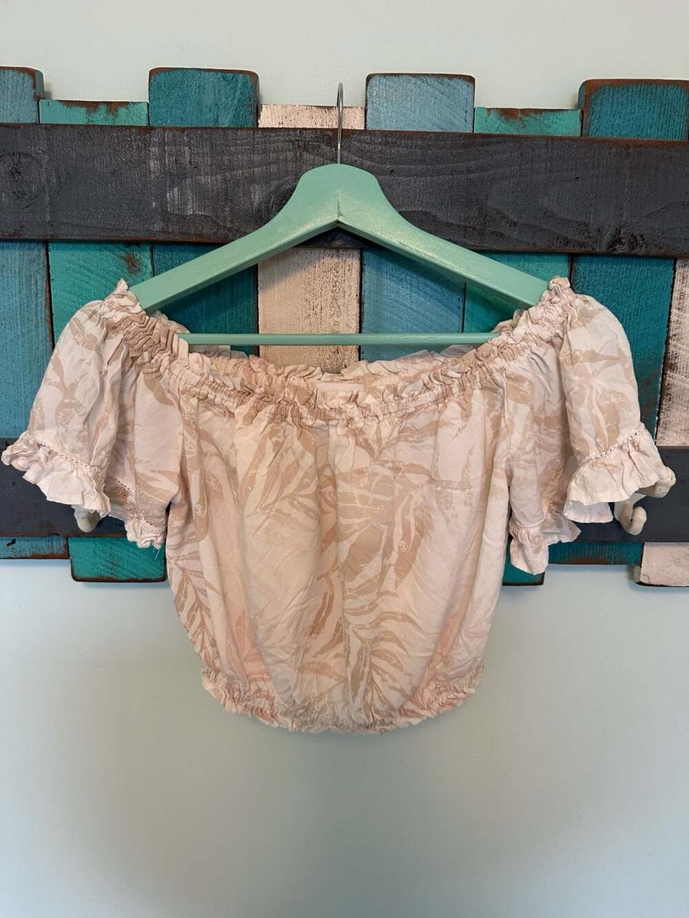 Flying Point Surf & Sport Off-The-Shoulder Leaf Print Smocked Crop Top Size S